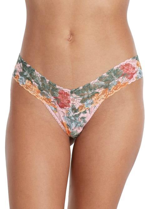 Printed Low-Rise Signature Lace Thong Product Image