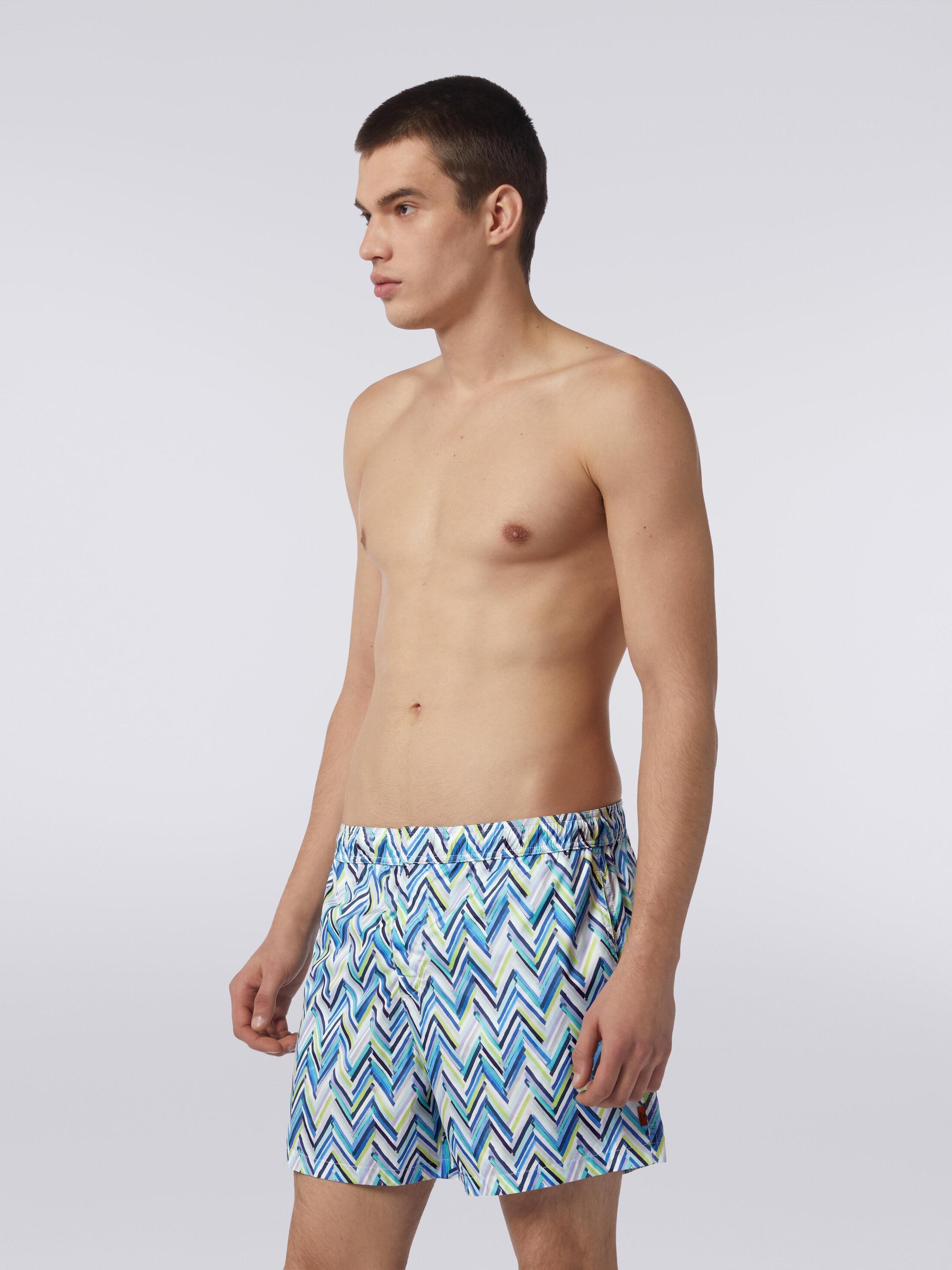 Swimming trunks with brushstroke effect zigzag print Product Image