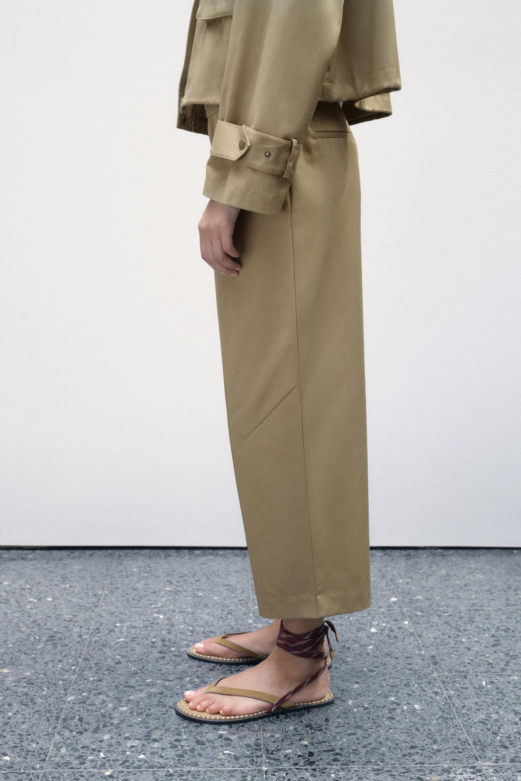 PLEATED PANTS Product Image