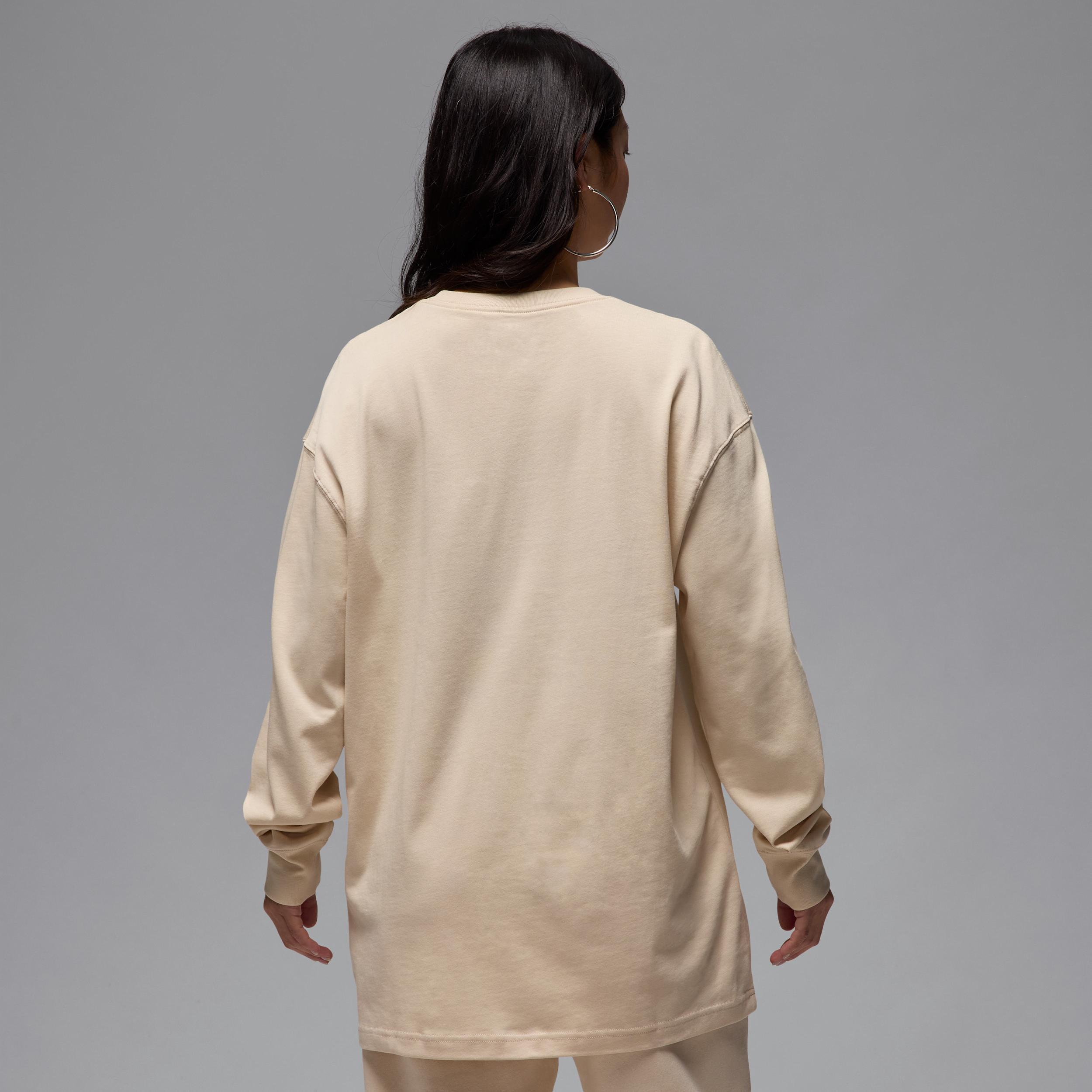 Women's Jordan Oversized Long-Sleeve T-Shirt Product Image