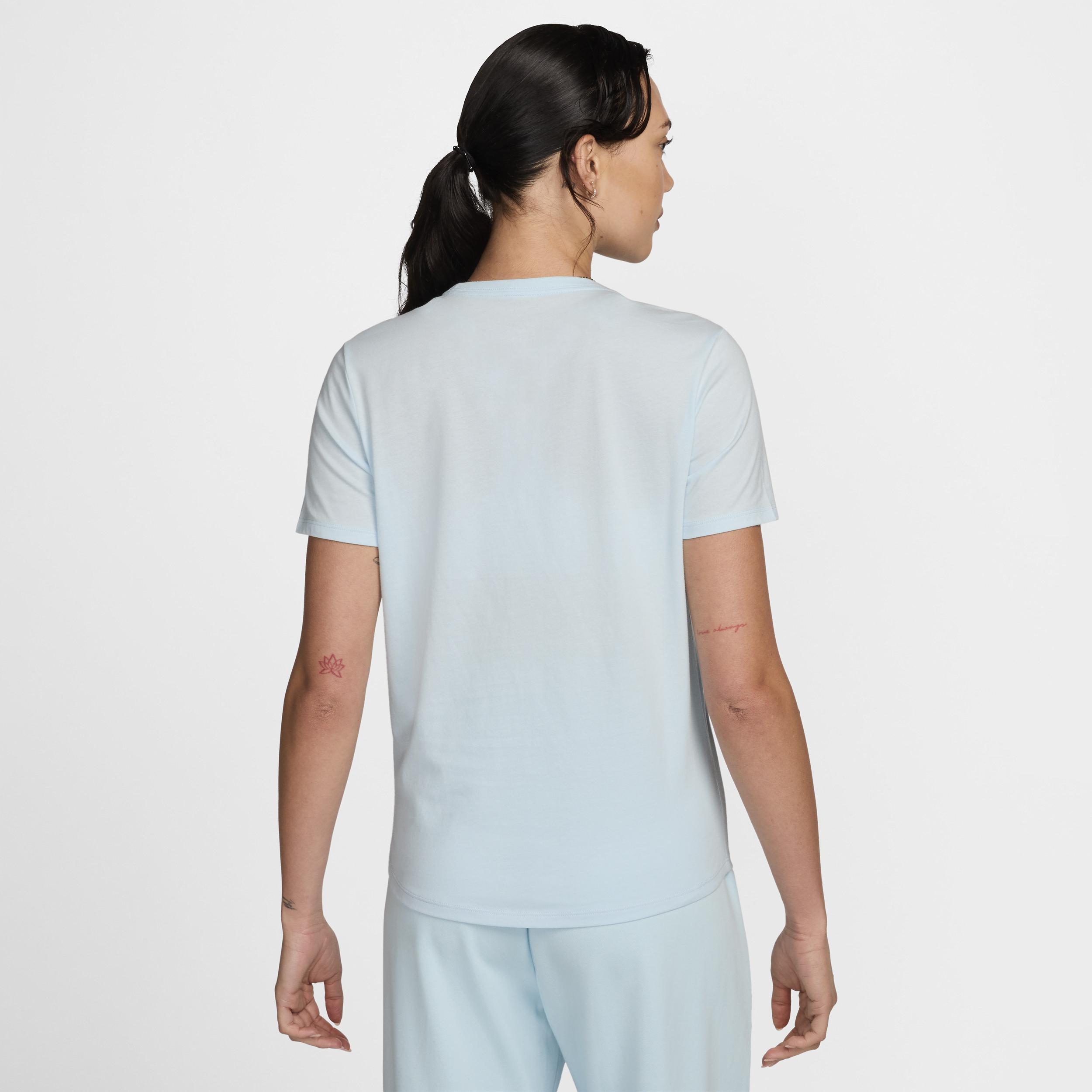 Womens Nike Sportswear Club Essentials Tee Product Image