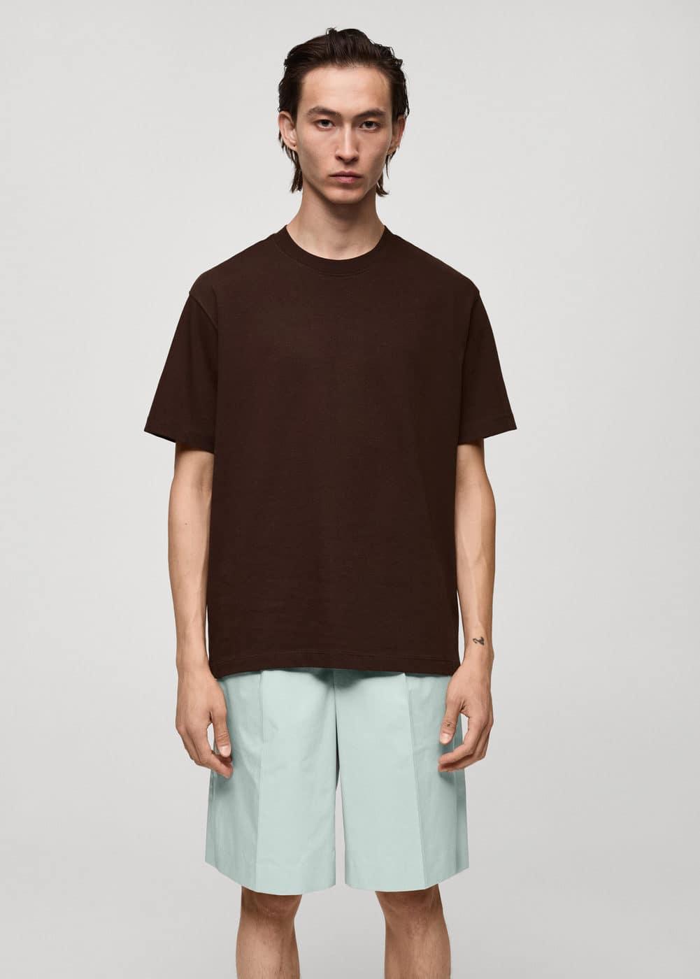 MANGO MAN - Basic 100% cotton relaxed-fit t-shirt burgundyMen Product Image