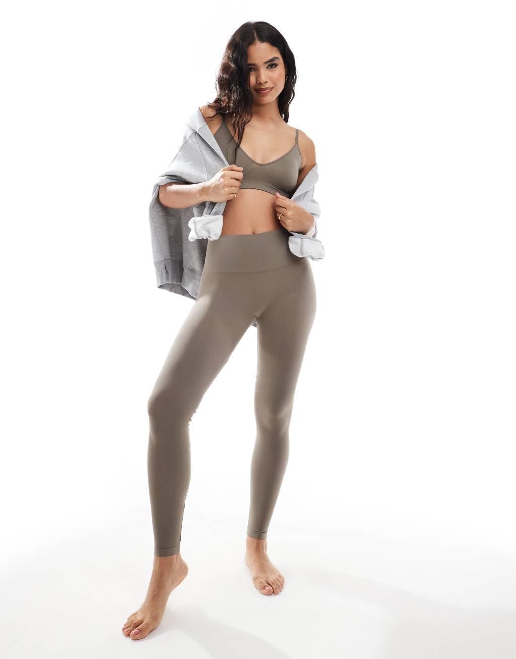 Vero Moda seamless deep v bra top in taupe brown - part of a set Product Image