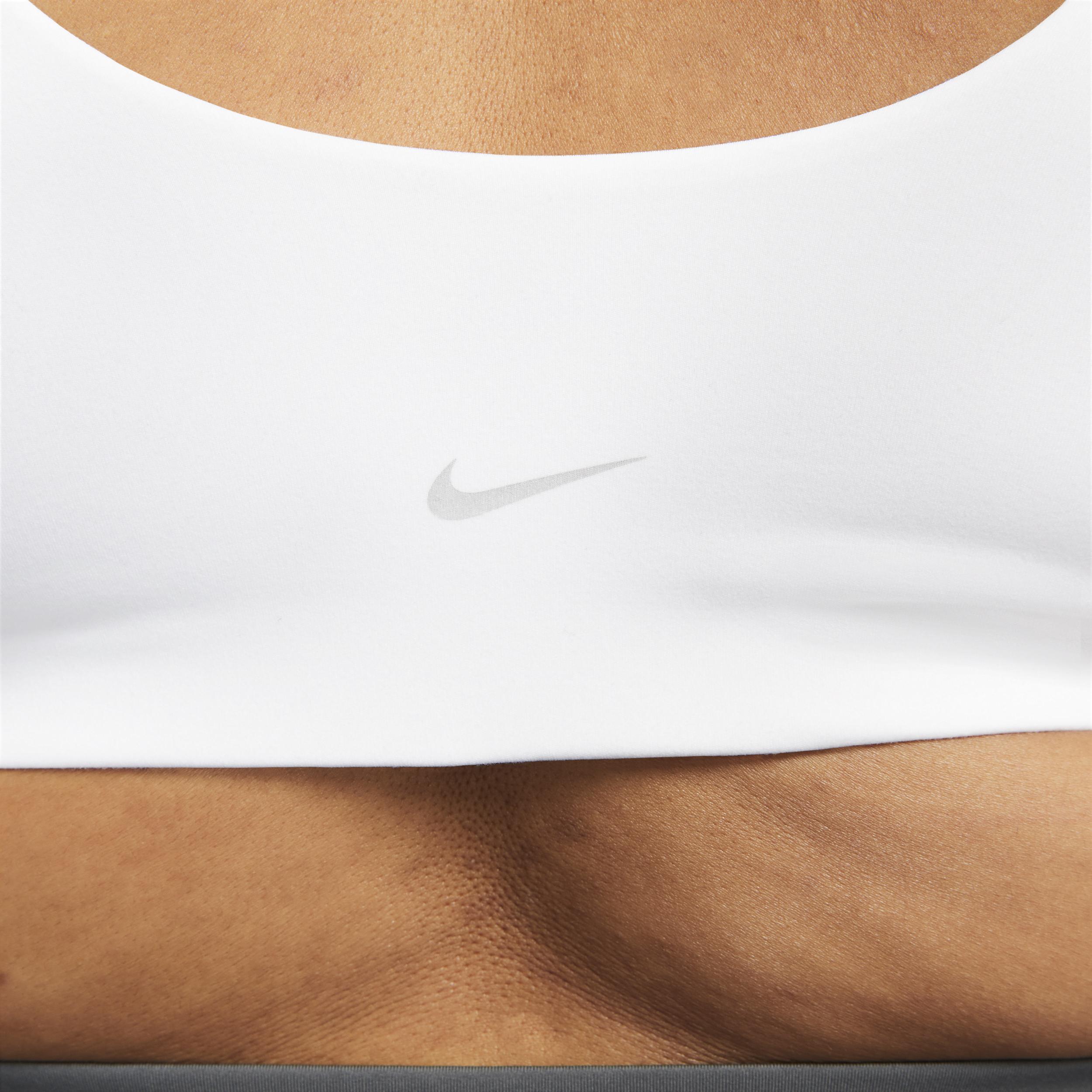 Nike Womens Alate All U Light-Support Lightly Lined U-Neck Sports Bra (Plus Size) Product Image