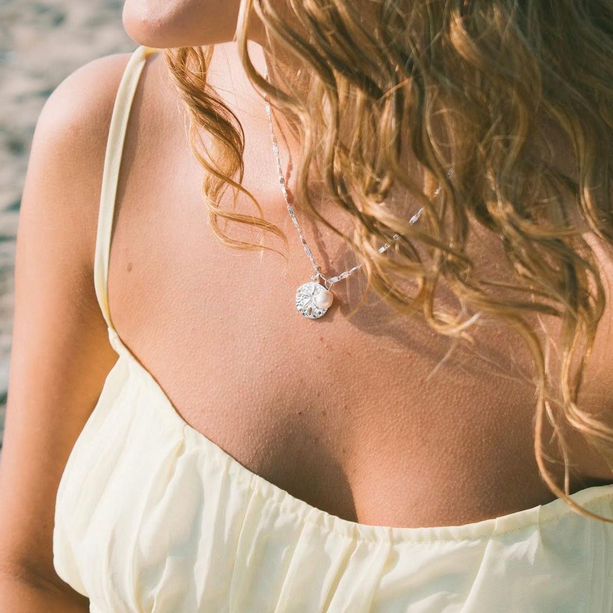 Endless Summer Necklace Product Image