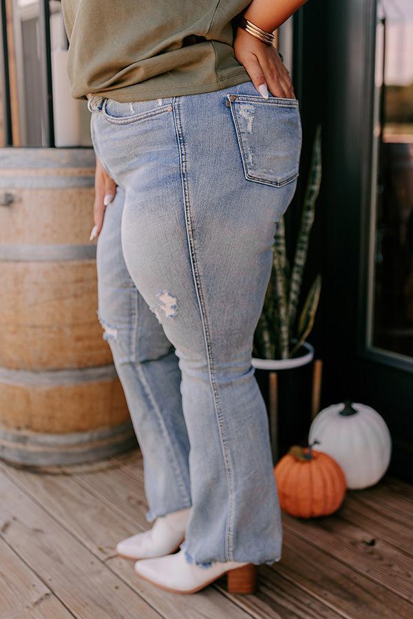 JUDY BLUE Zoe Midrise Distressed Flare Curves Product Image