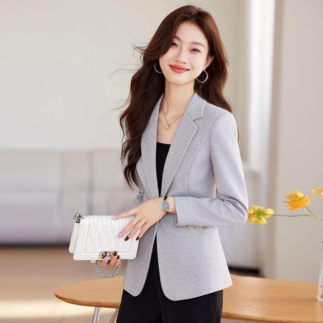 Notch Lapel Plain Single-Button Blazer Product Image