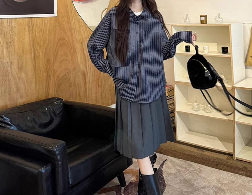 Long-Sleeve Striped Button-Up Shirt Product Image