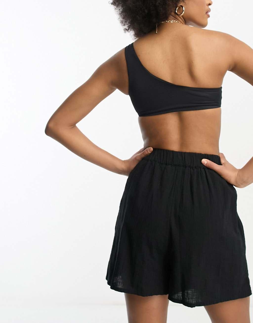 ASOS DESIGN Tall textured beach short in black - part of a set Product Image