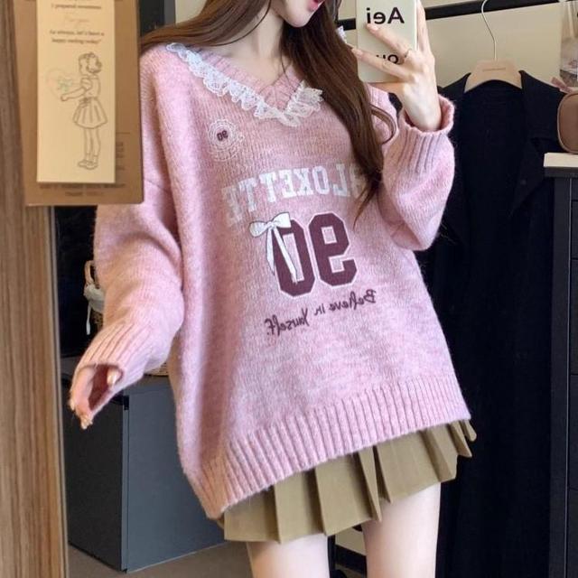 Long-Sleeve V-Neck Numbering Lace Ruffle Sweater Product Image