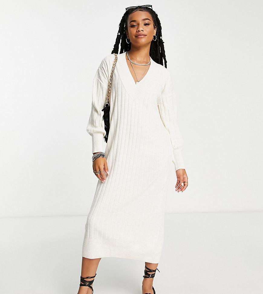 Only Petite knit v neck maxi dress Product Image