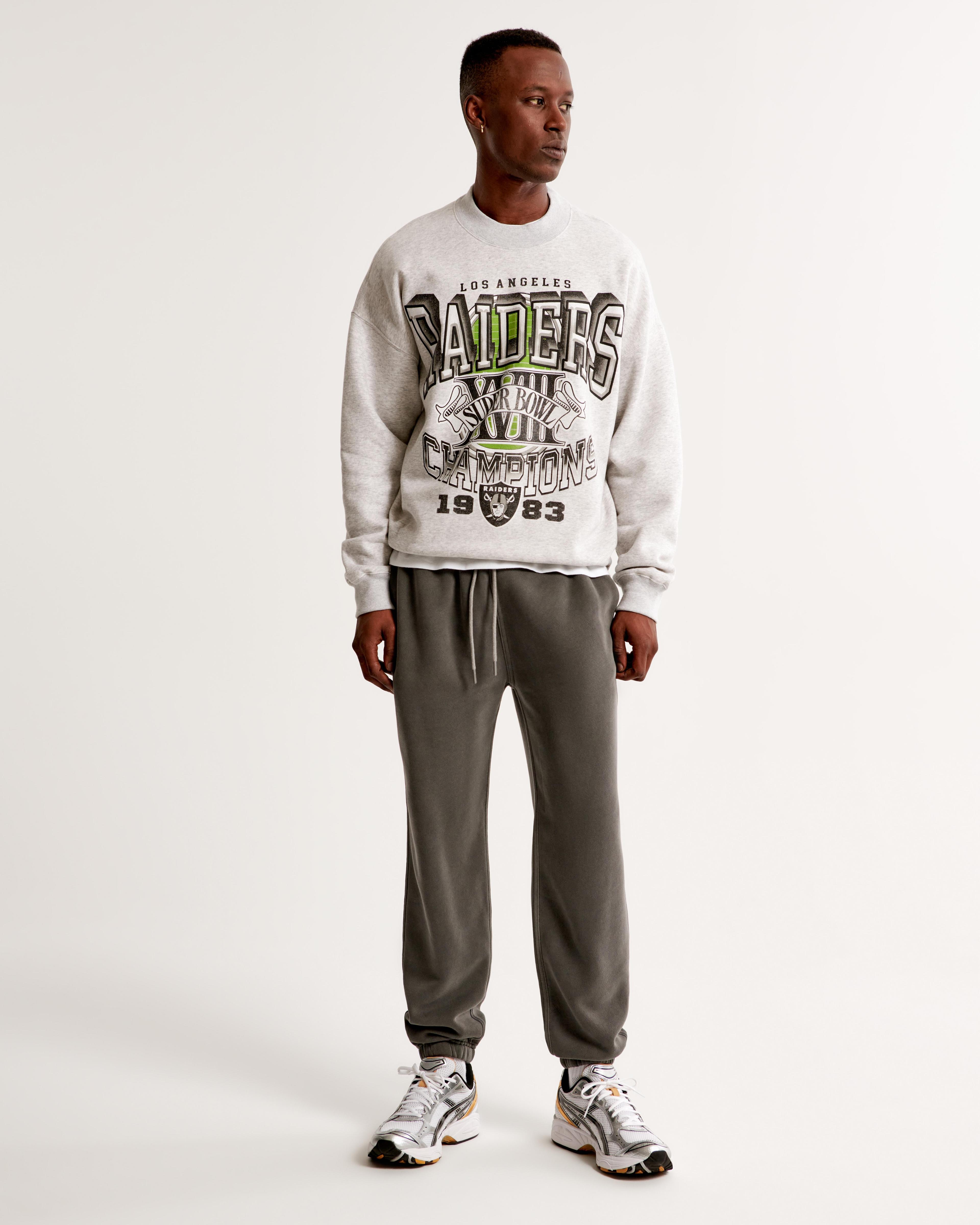 Essential Sweatpant Product Image