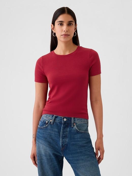 Modern Cropped T-Shirt Product Image