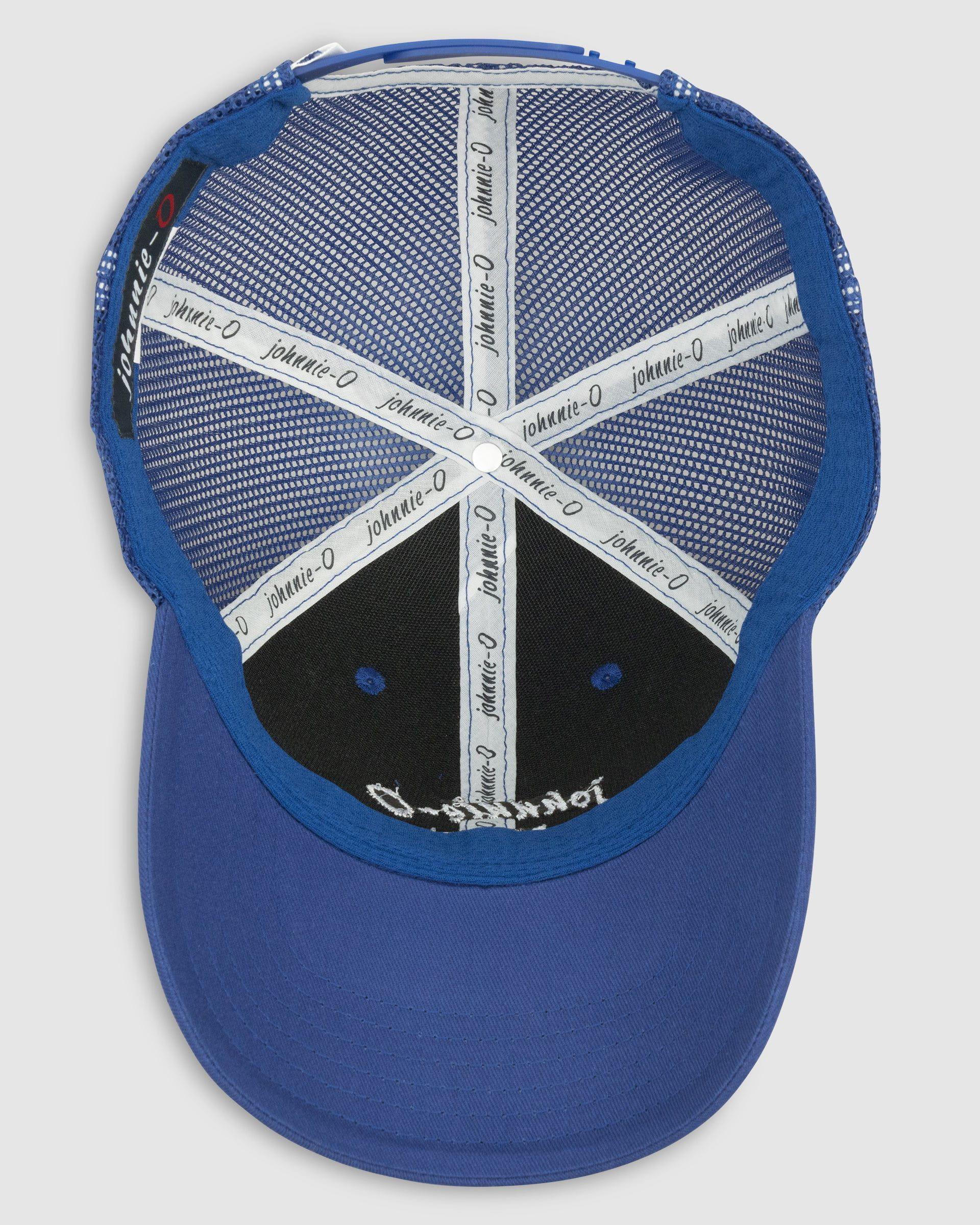 Arc Signature Trucker Hat Male Product Image