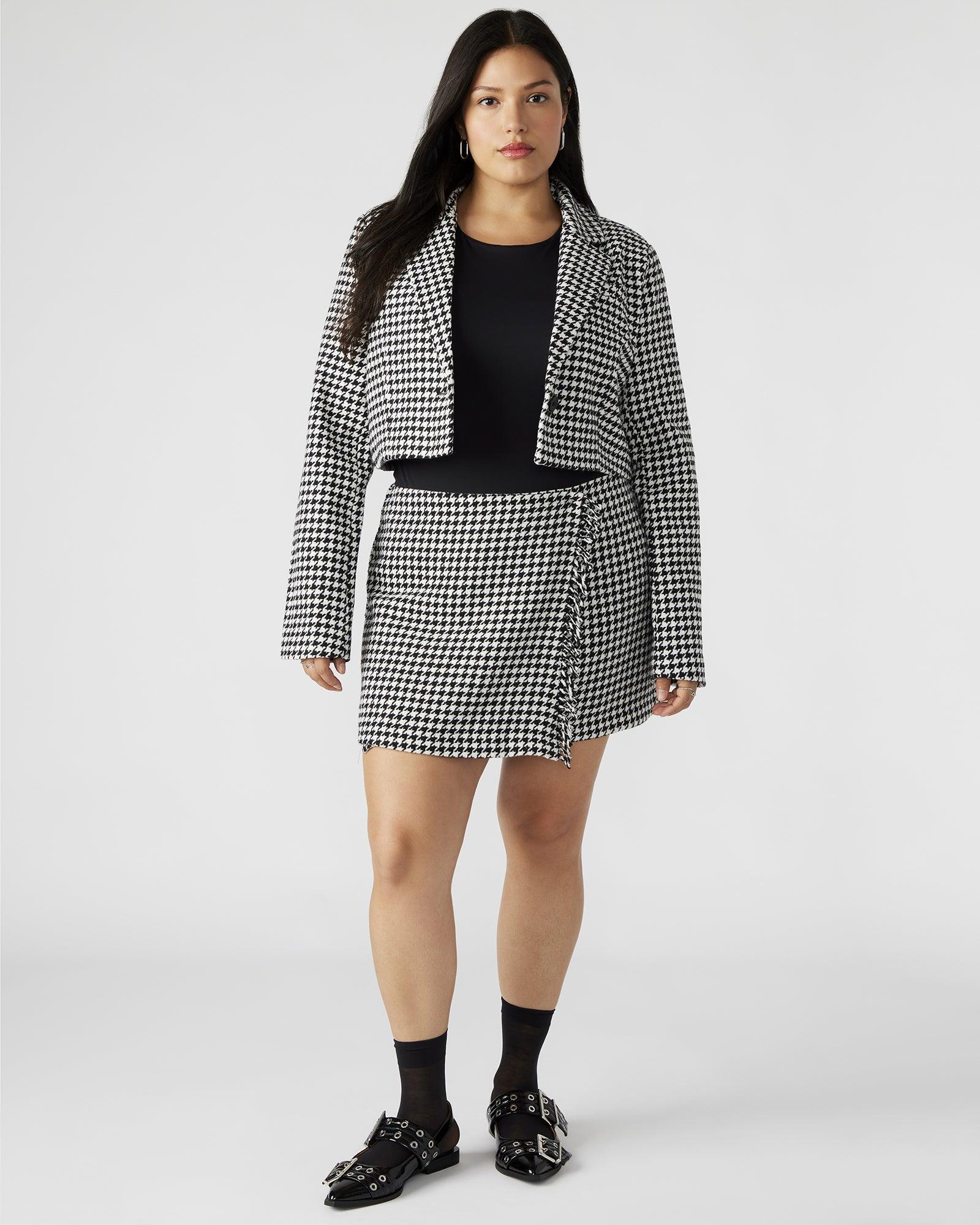 RUPI CROPPED BLAZER BLACK/WHITE Female Product Image