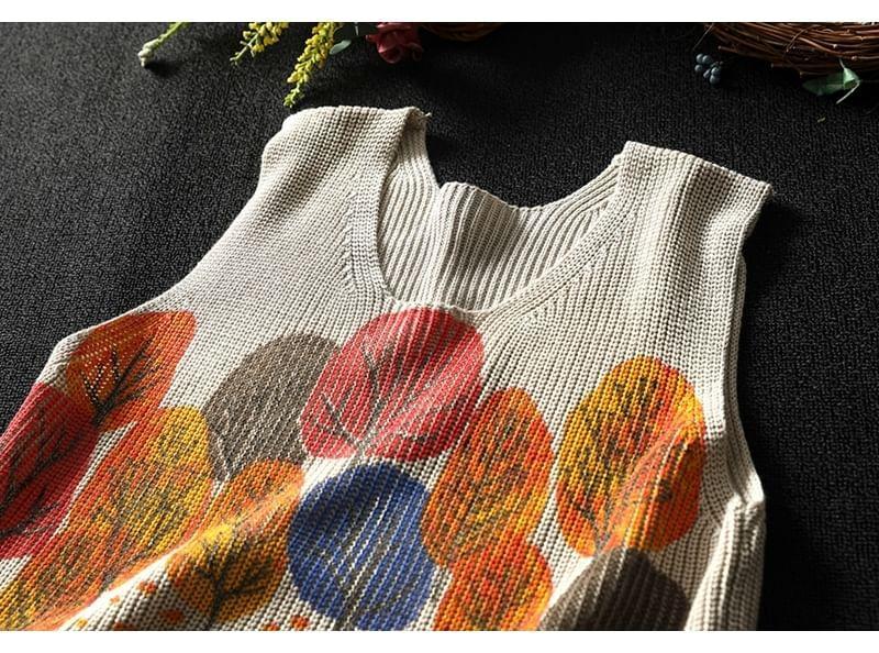 U-Neck Jacquard Sweater Vest Product Image