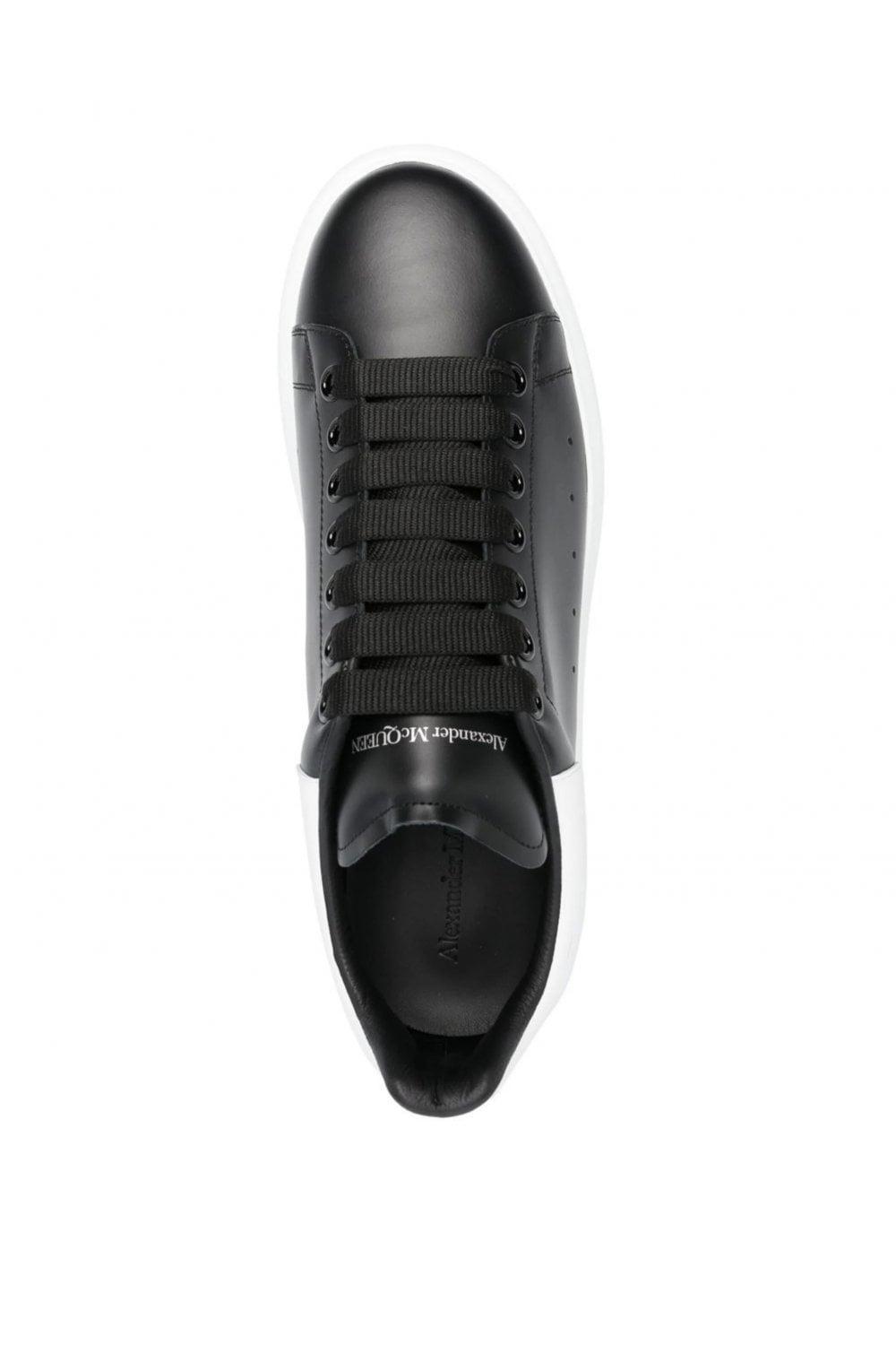 Sneakers In Black Product Image