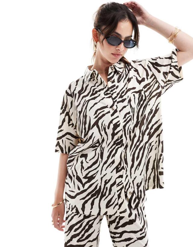 ASOS DESIGN textured linen look resort shirt in zebra print - part of a set Product Image