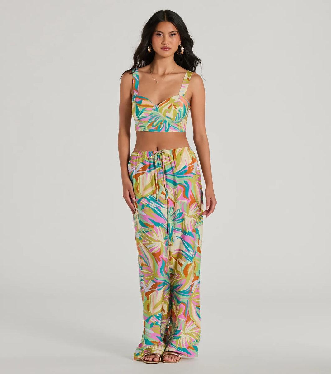 Getaway Retreat Sweetheart Tropical Crop Top Product Image