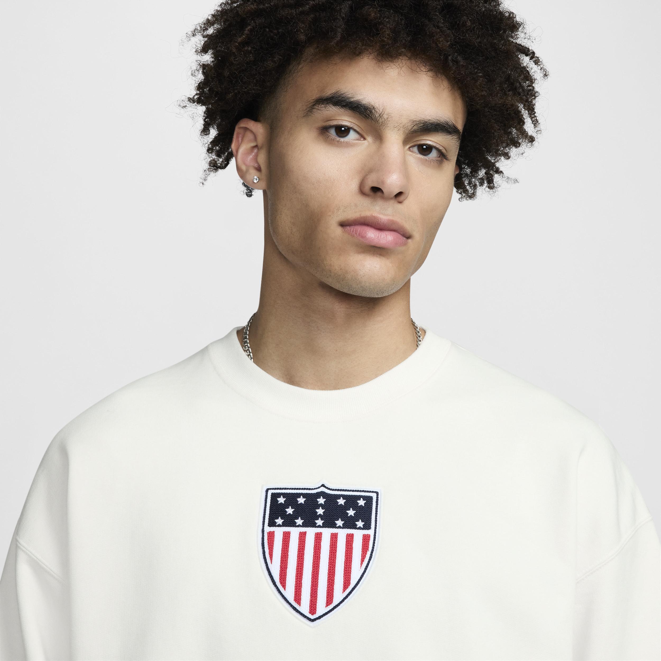 Team USA Solo Swoosh Nike Mens Crew-Neck Sweatshirt Product Image