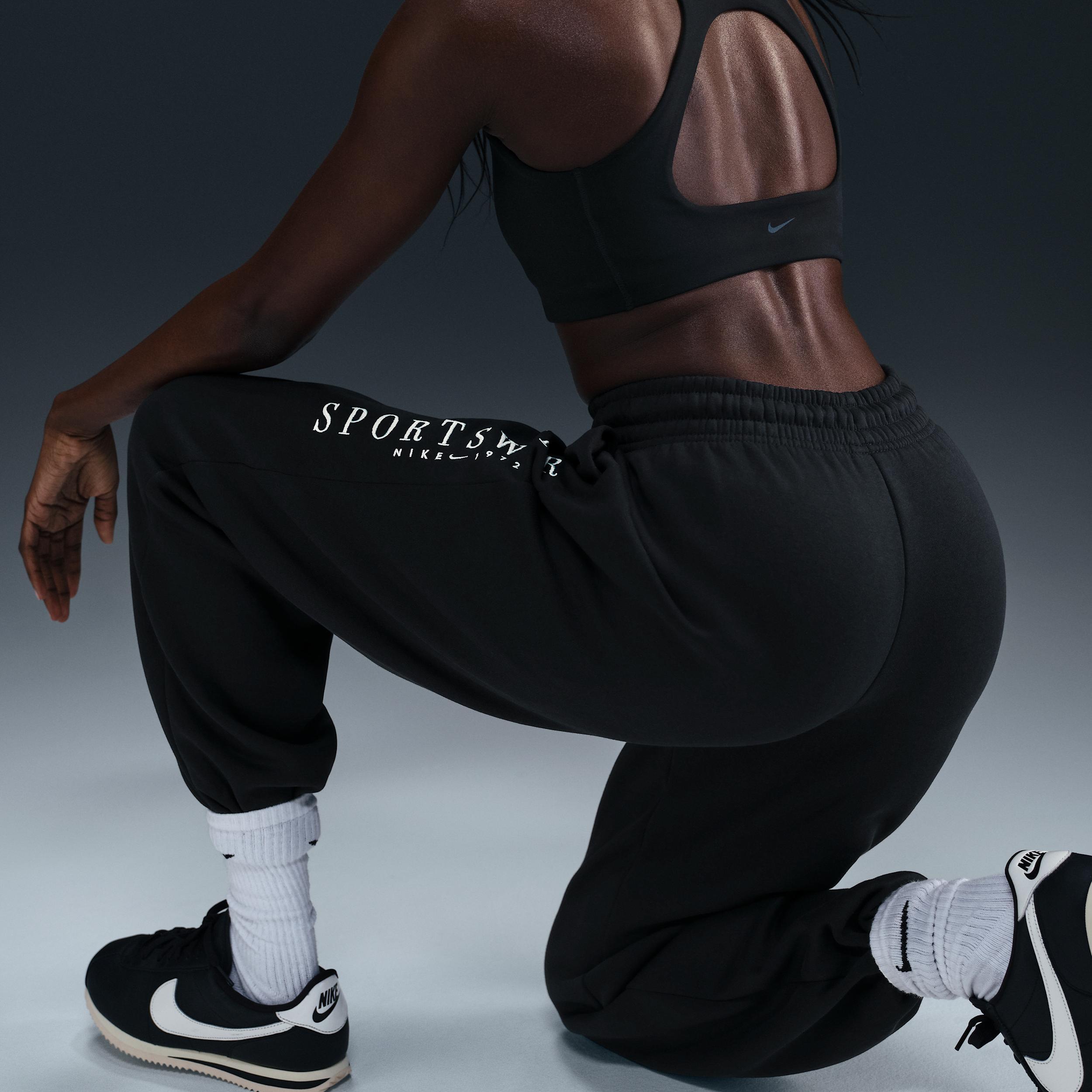 Nike Sportswear Phoenix Fleece Women's High-Waisted Oversized Sweatpants Product Image