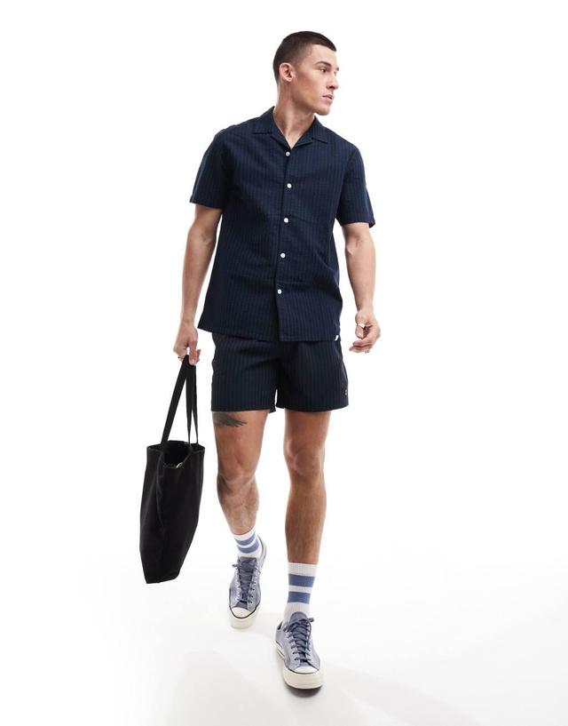 Farah textured seersucker short sleeve shirt in navy Product Image