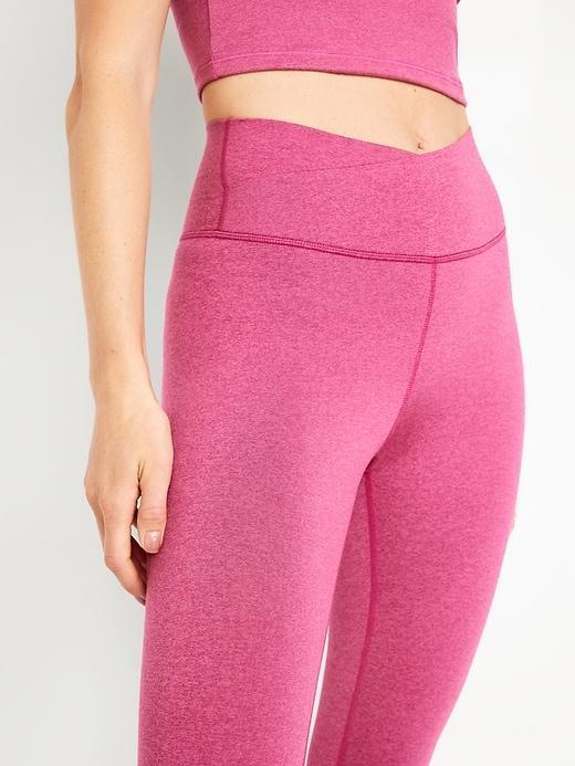 Extra High-Waisted CloudComfy 7/8 Leggings Product Image