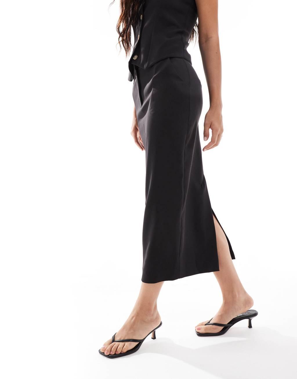 Closet London maxi skirt in black - part of a set Product Image