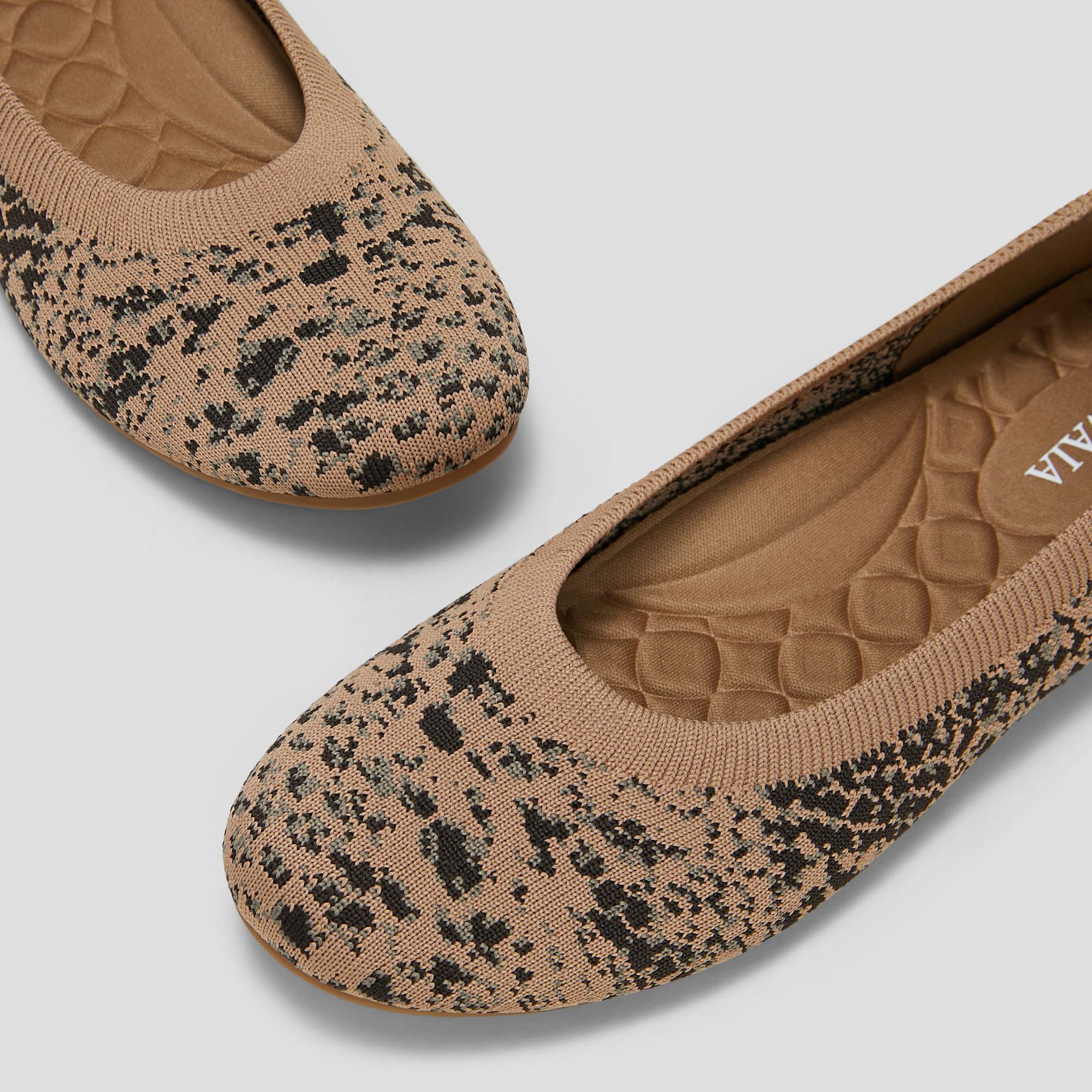 Round-Toe Flats (Claire) Product Image