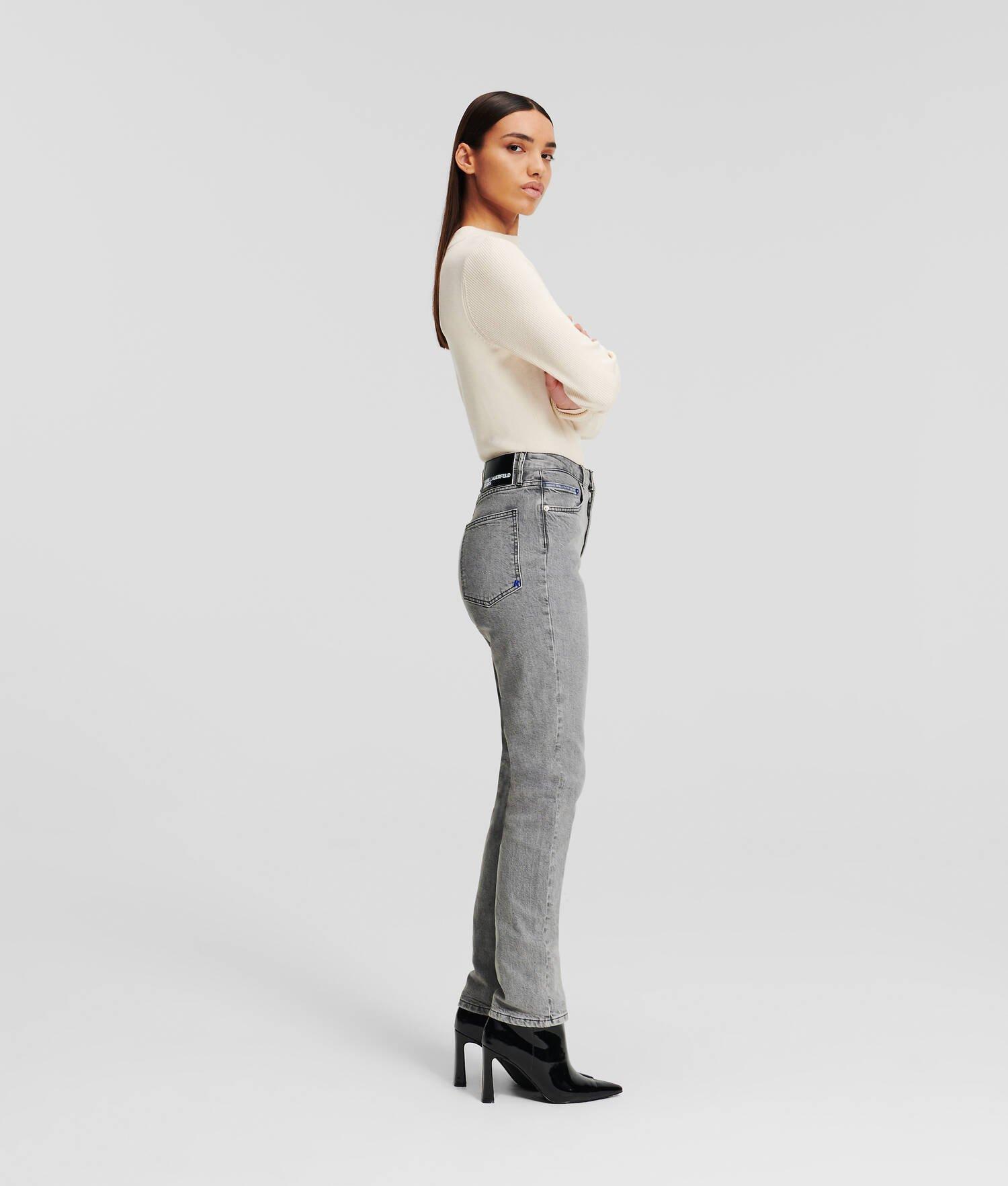 KLJ HIGH-RISE TAPERED JEANS Product Image