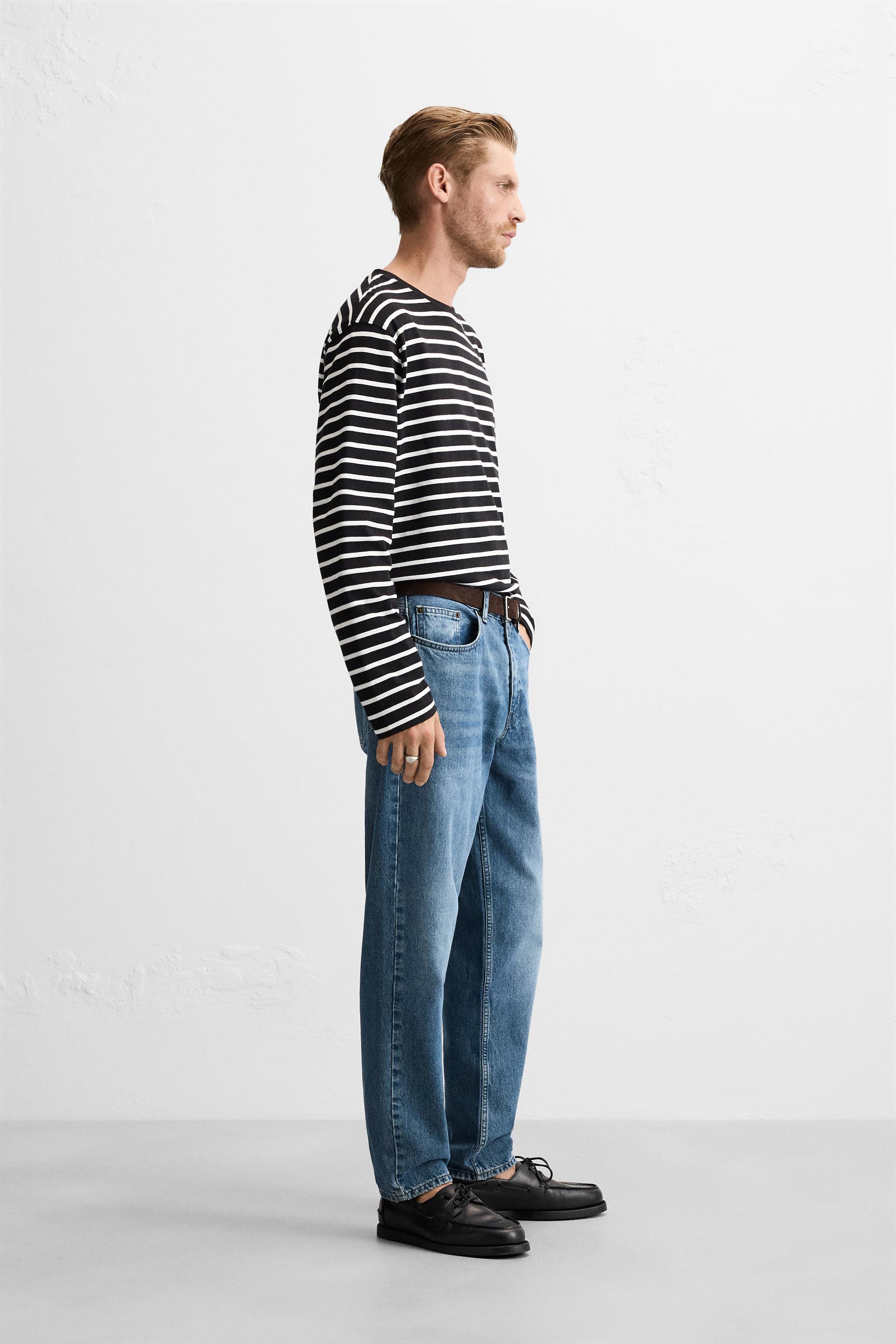 STRIPED T-SHIRT Product Image