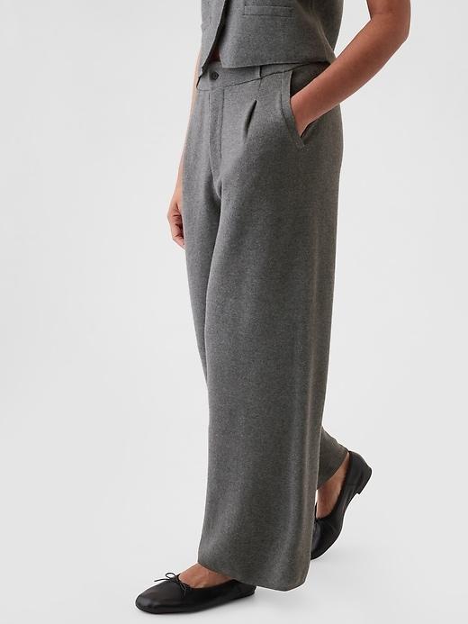 Lightweight CashSoft Pleated  Trousers Product Image