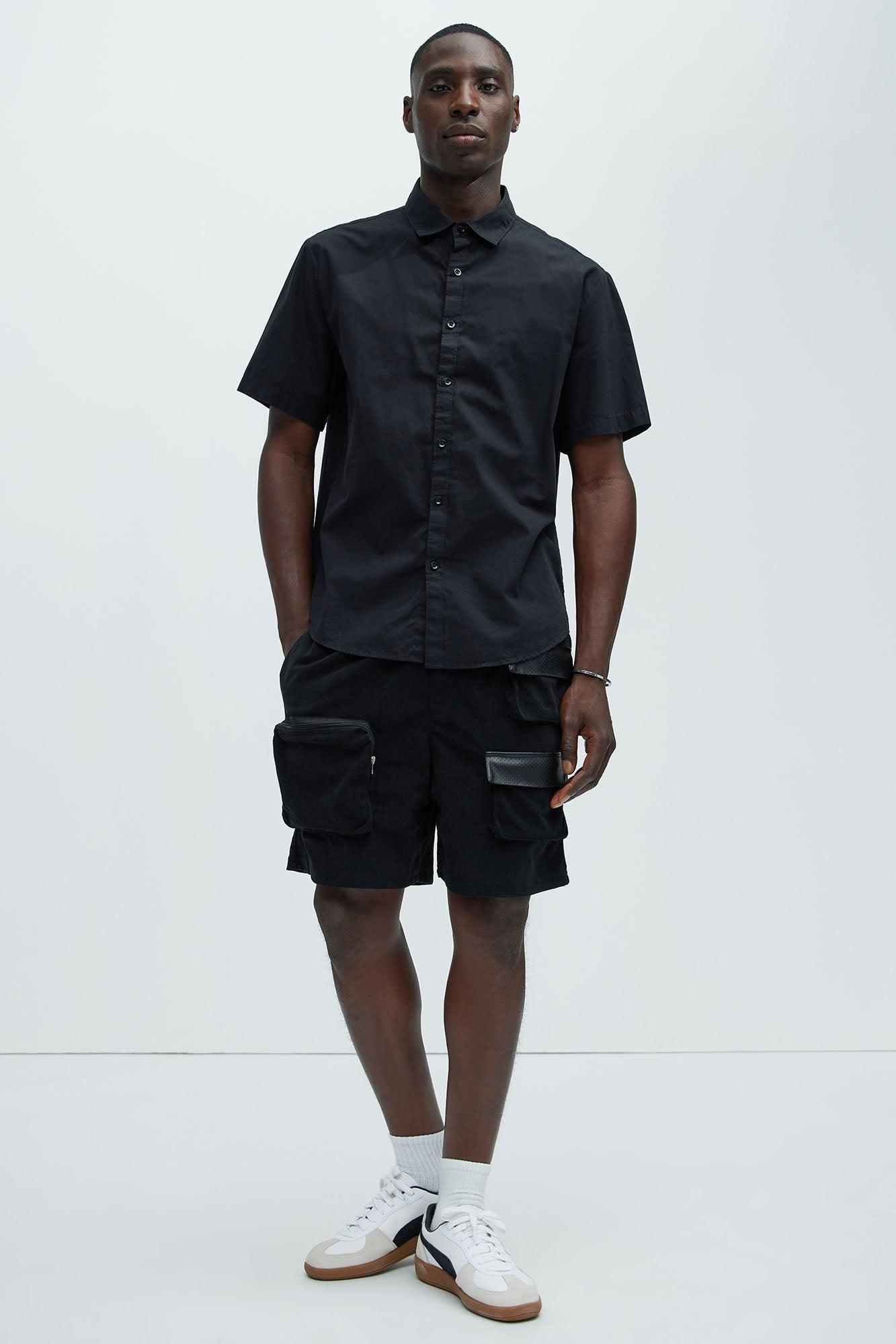 Slick Cargo Shorts - Black Product Image