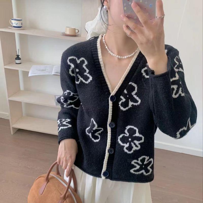 V-Neck Floral Cardigan Product Image