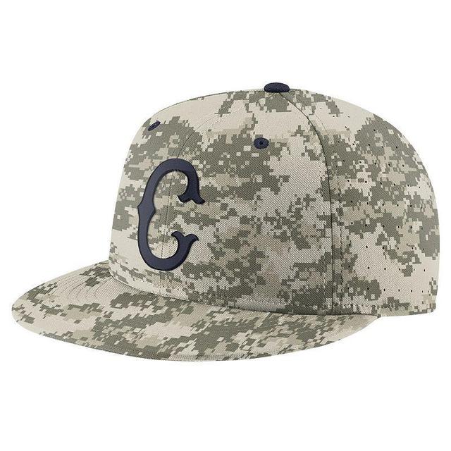 Mens Nike Camo UConn Huskies Aero True Baseball Performance Fitted Hat Product Image