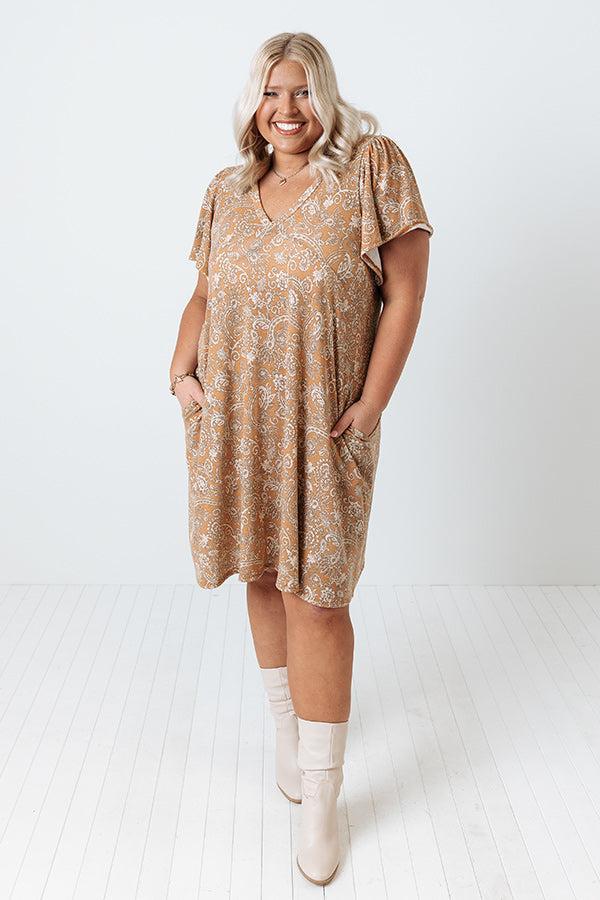 Enchanting Smile Paisley Dress Curves Product Image