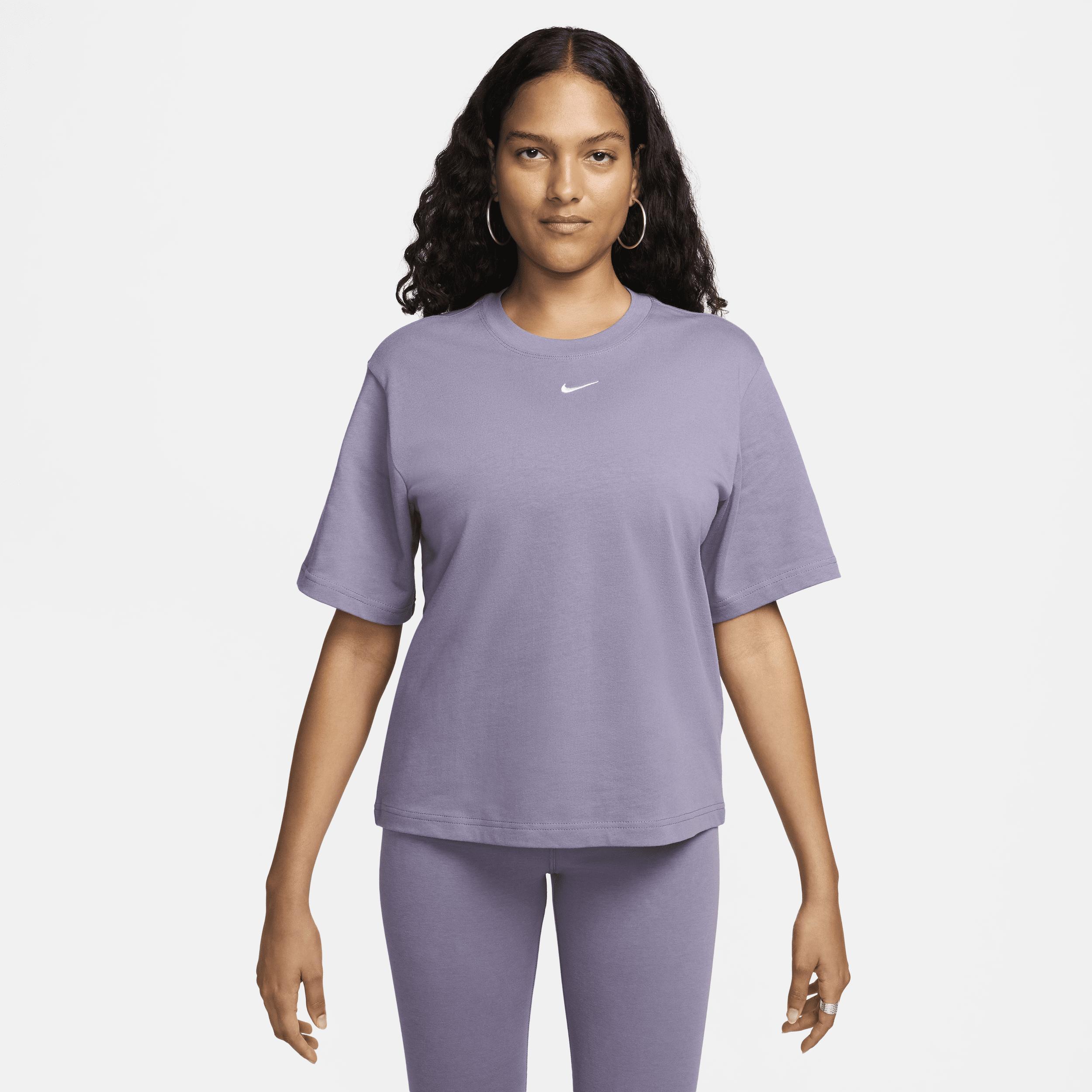 Women's Nike Sportswear Essential Boxy T-Shirt Product Image