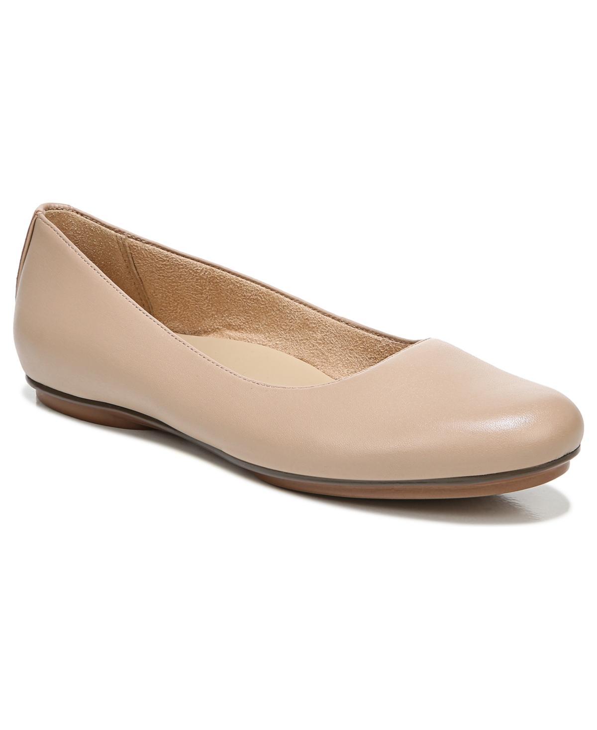 Naturalizer Maxwell (Barely Nude) Women's Shoes Product Image