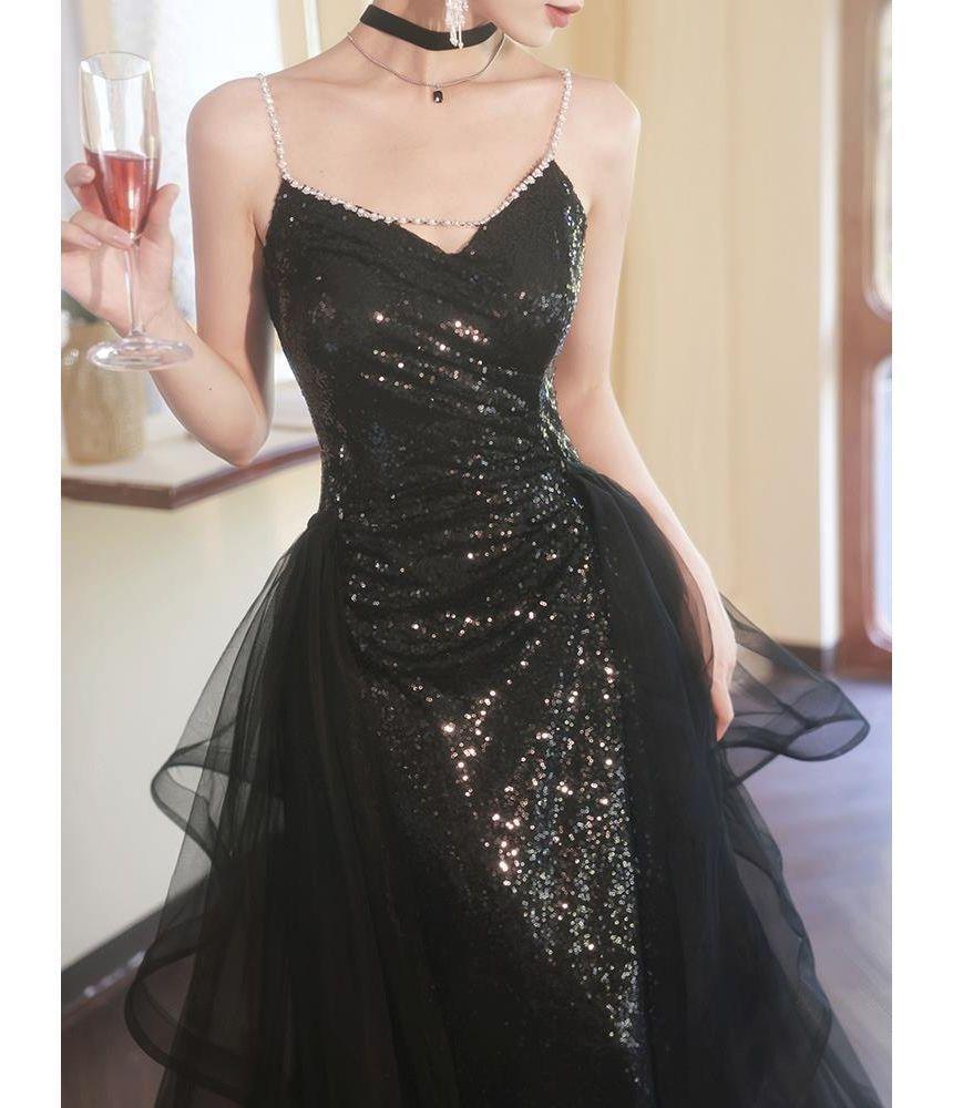 Spaghetti Strap V-Neck Glitter Mesh A-Line Evening Gown Product Image