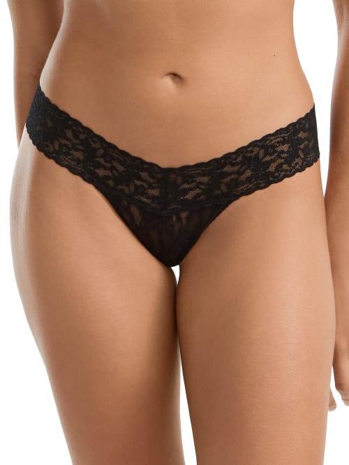 Signature Lace Low-Rise Thong Product Image