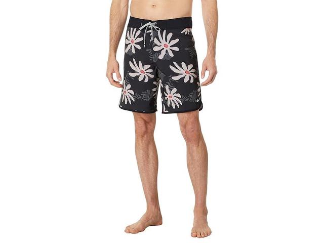 Quiksilver Surfsilk Scallop 19 Boardshorts 1) Men's Swimwear Product Image