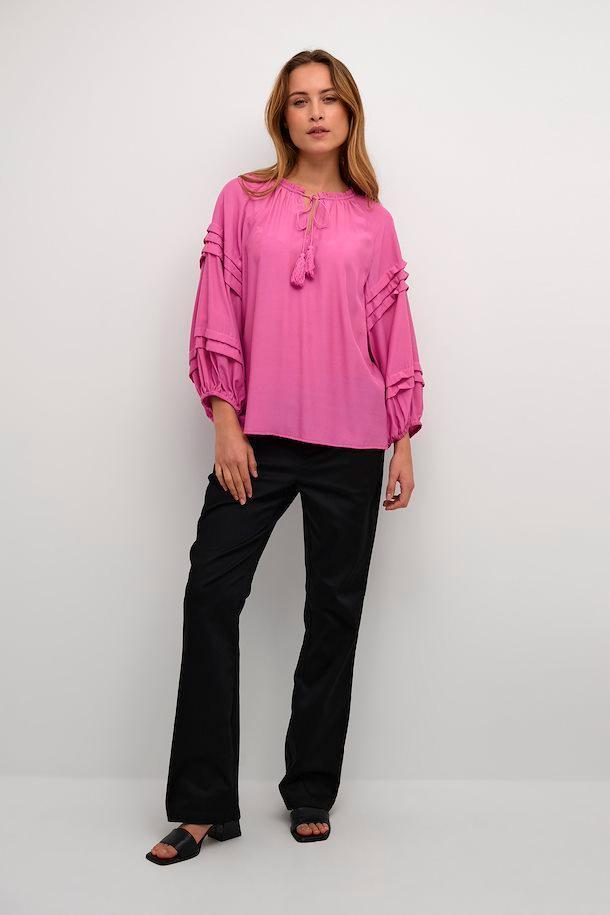 CUsif Blouse Product Image