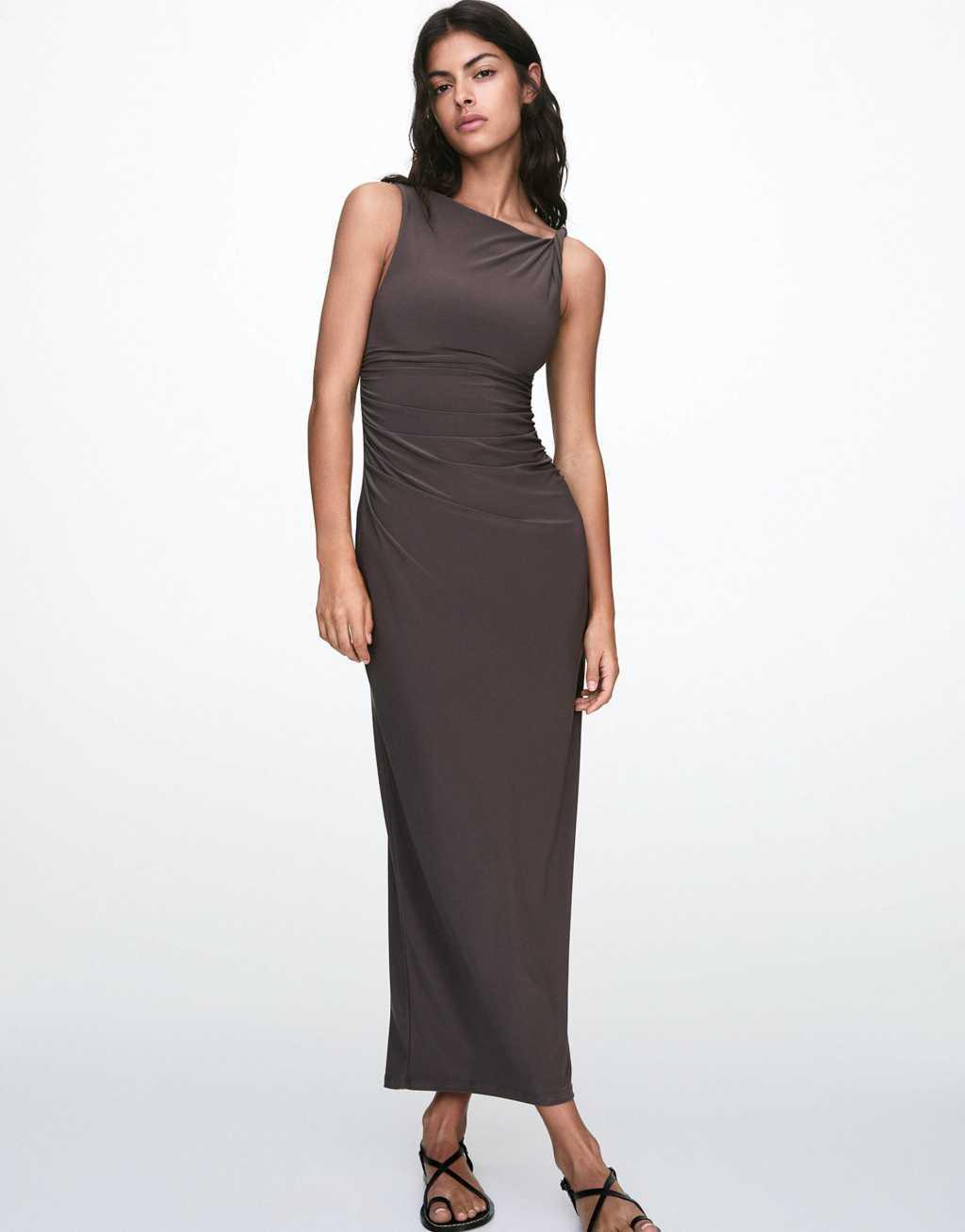 Pull&Bear twist shoulder sculpt maxi dress in dark aubergine Product Image