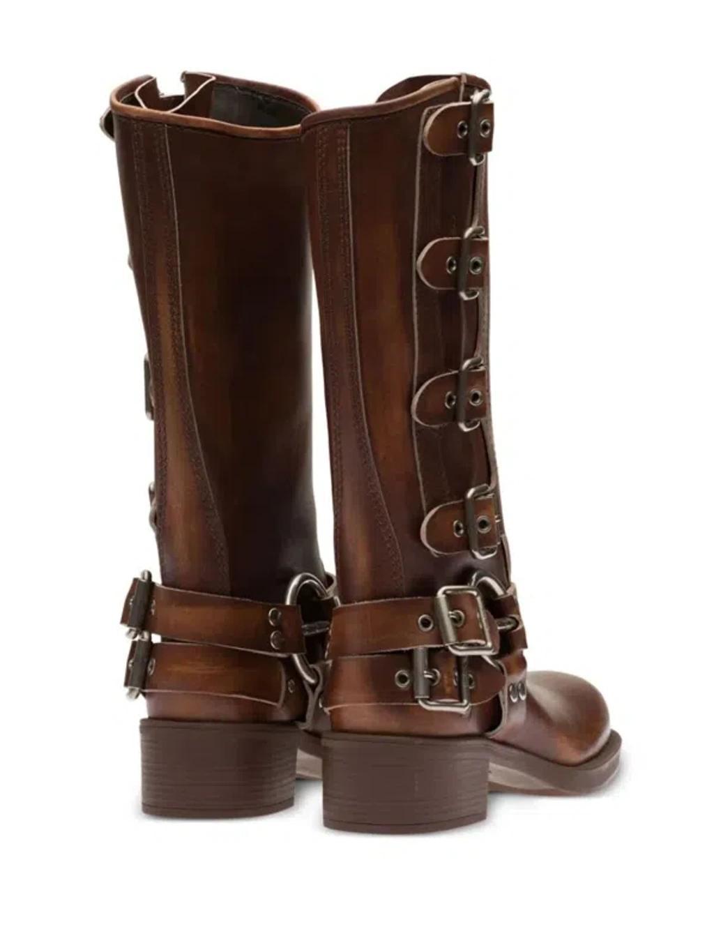 Stivali-39 Nd  Female In Brown Product Image