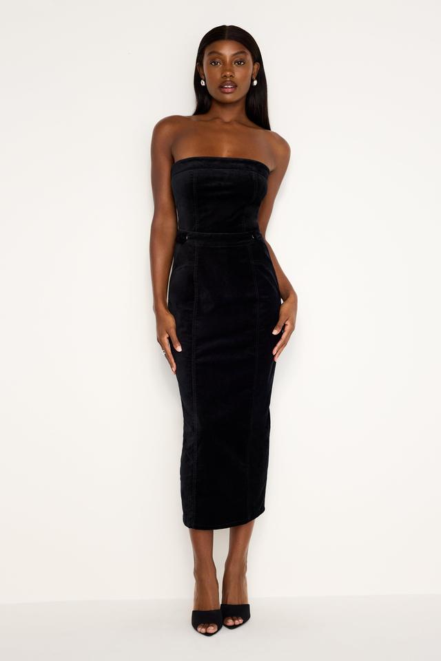 FIT FOR SUCCESS STRAPLESS VELVET DRESS | BLACK001 Product Image