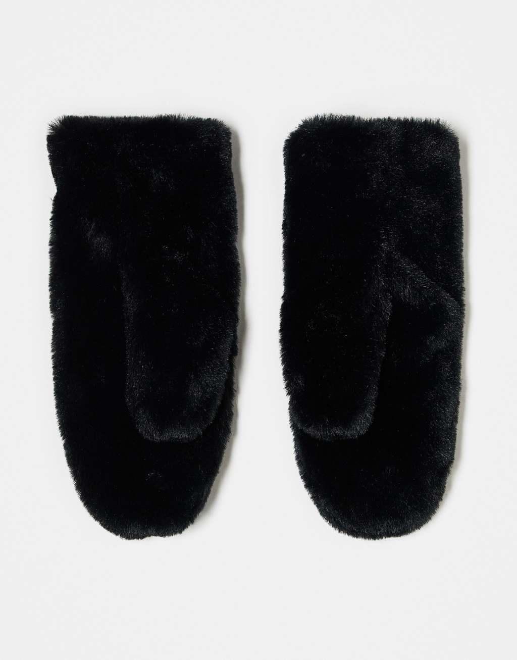 Monki faux fur mittens in black Product Image