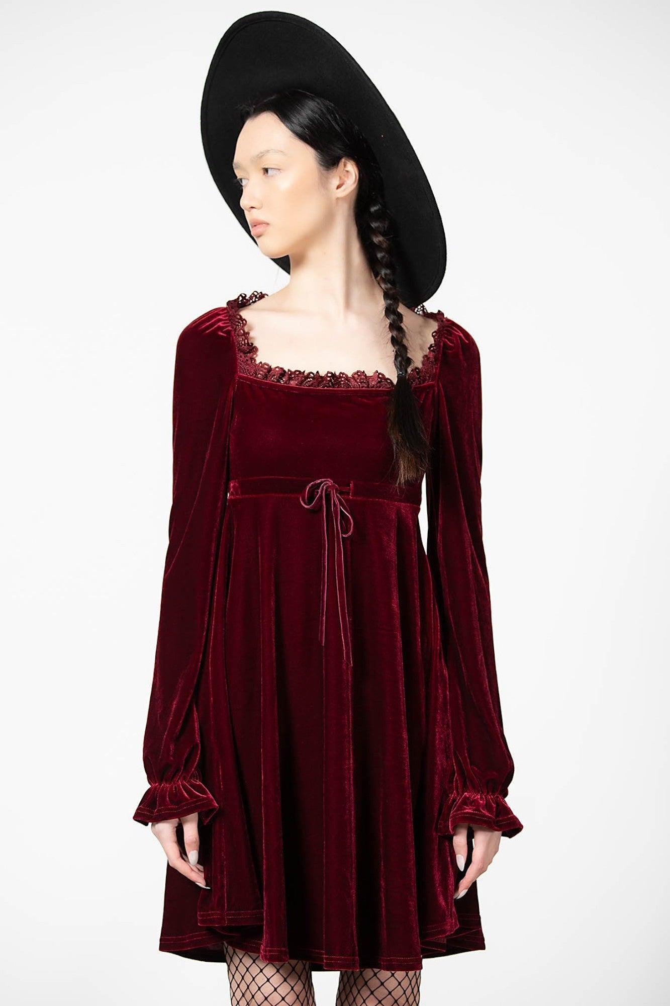 Imperia Long Sleeve Velvet Dress [BLOOD] Female Product Image