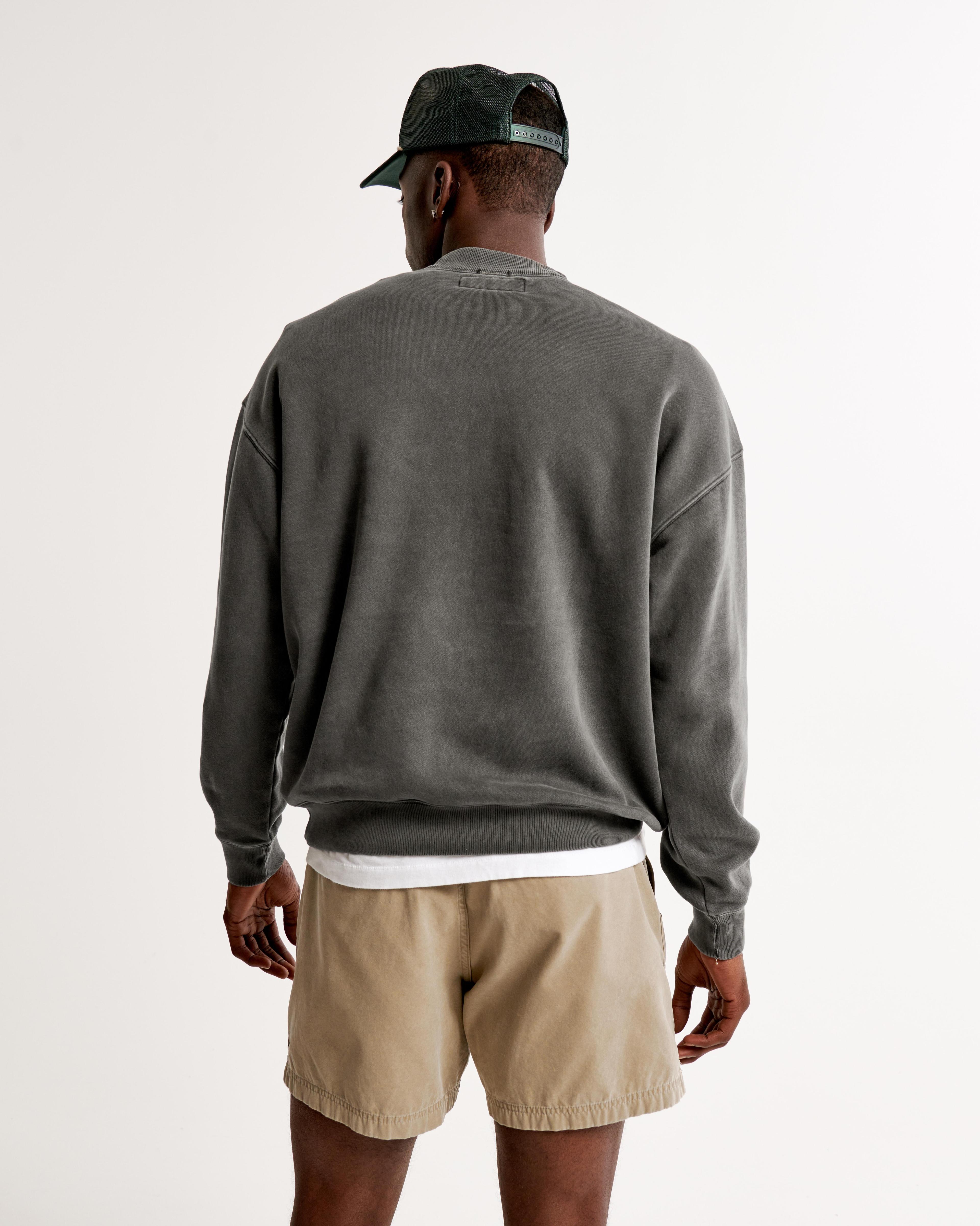 Essential Crew Sweatshirt Product Image