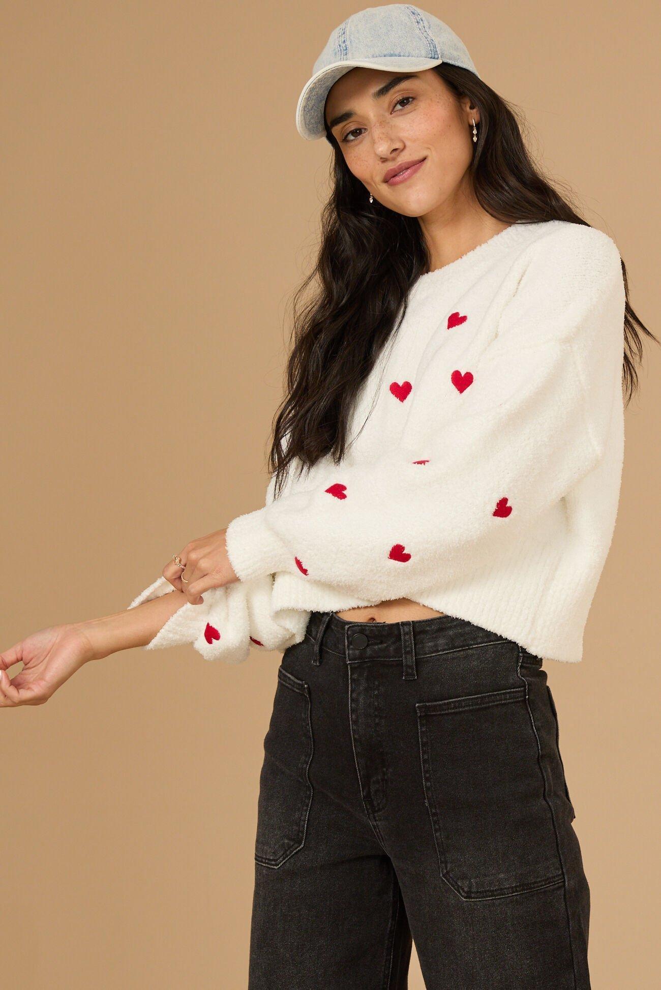 Heart Teddy Pullover Product Image