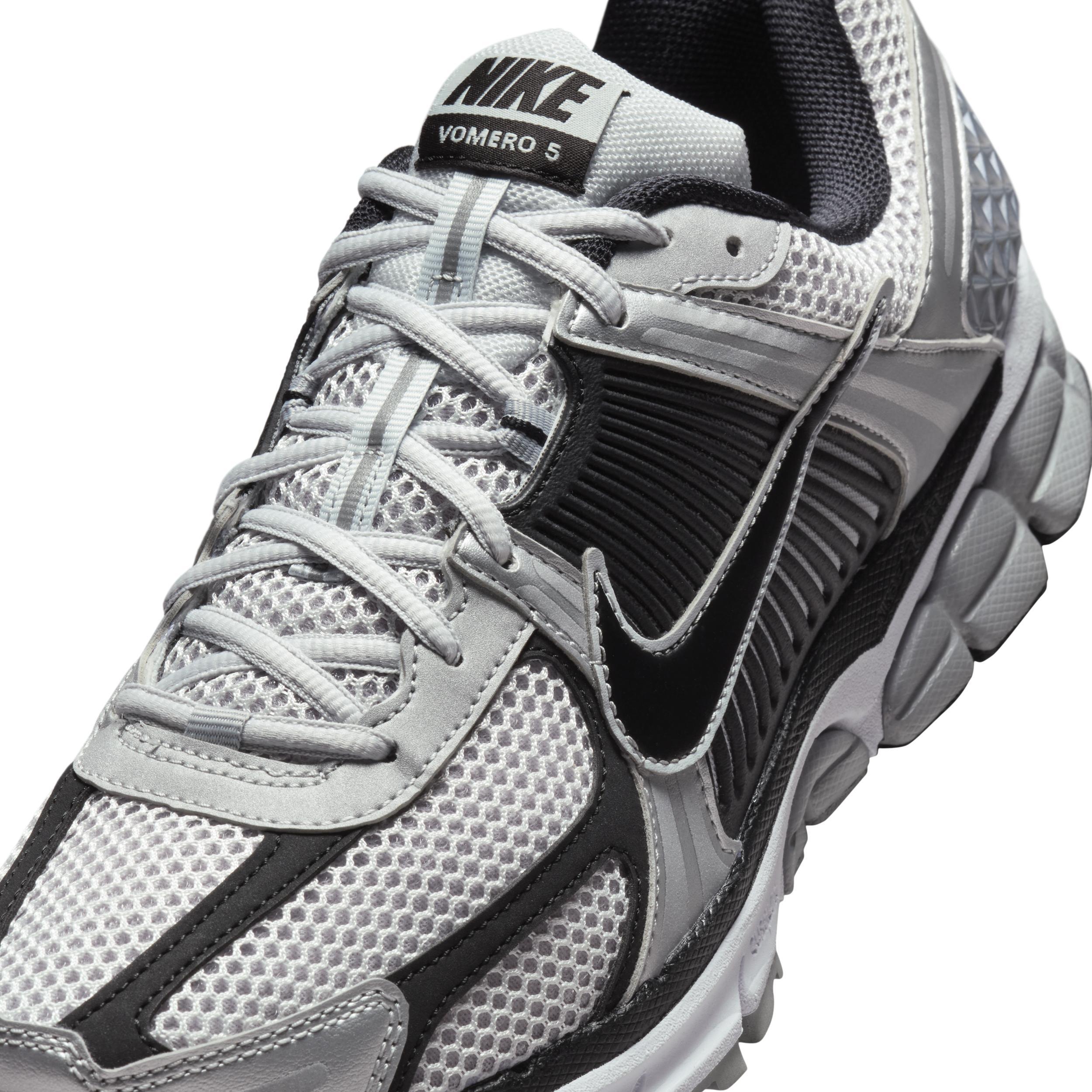 Nike Men's Zoom Vomero 5 Shoes Product Image